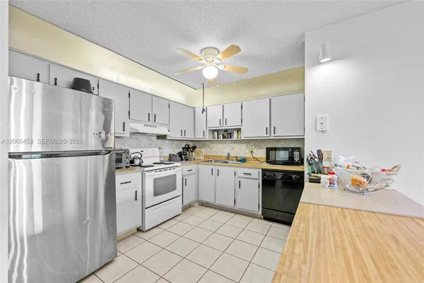 $140,000 | 5839 La Pinata Boulevard, Unit C2, Greenacres, FL 33463
