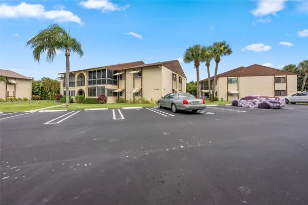 $140,000 | 5839 La Pinata Boulevard, Unit C2, Greenacres, FL 33463
