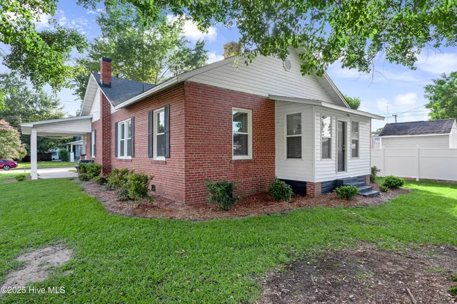 $249,000 | 3902 West Wilson Street, Farmville, NC 27828