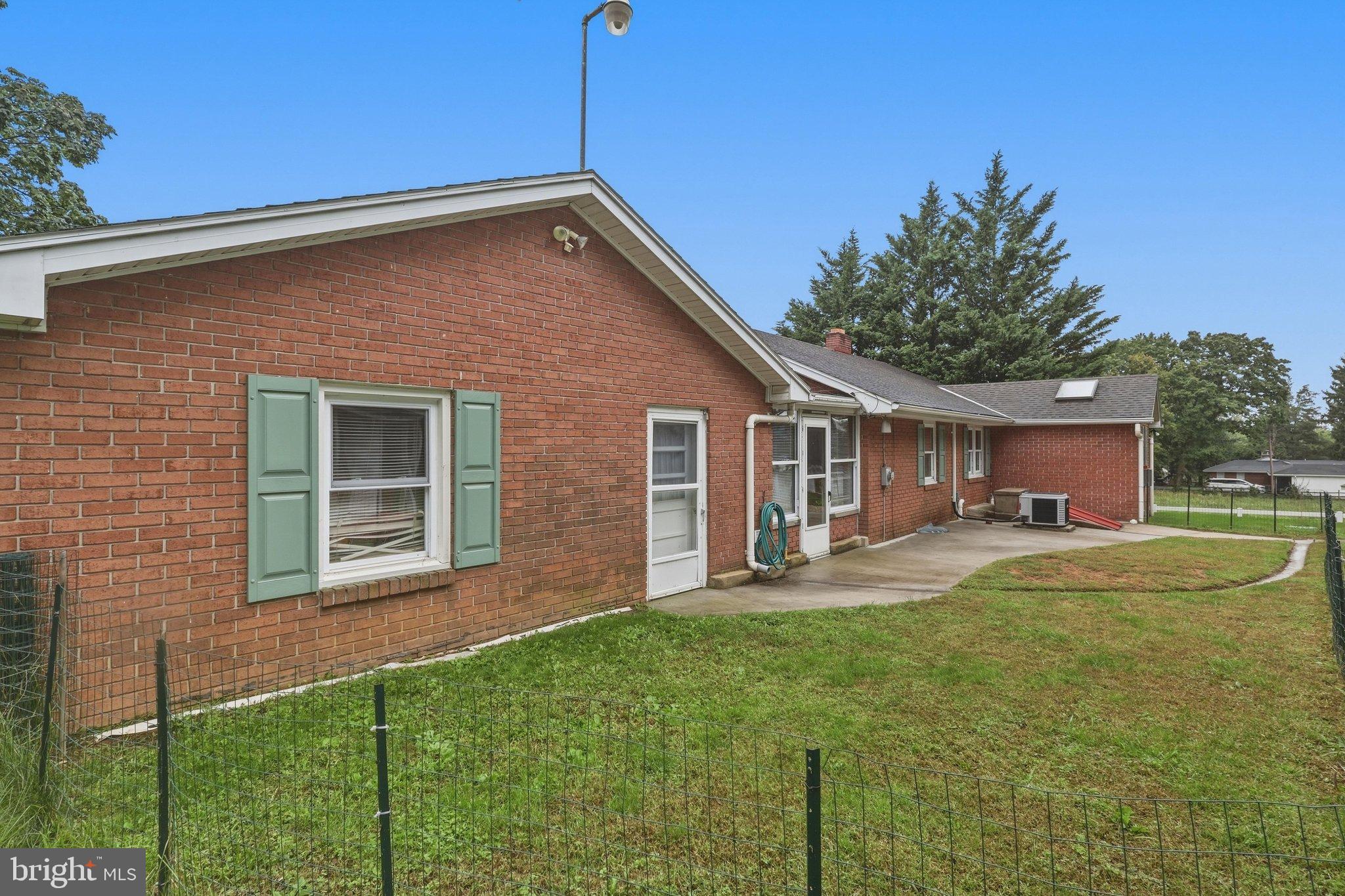 22532 Old Georgetown Road Smithsburg, MD 21783 - Photo 32 of 44 22532 Old Georgetown Rd-38