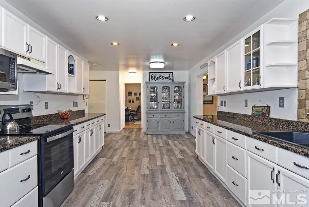 2855 Antelope Valley Road Reno, NV 89506 - Photo 14 of 38 Photo 14