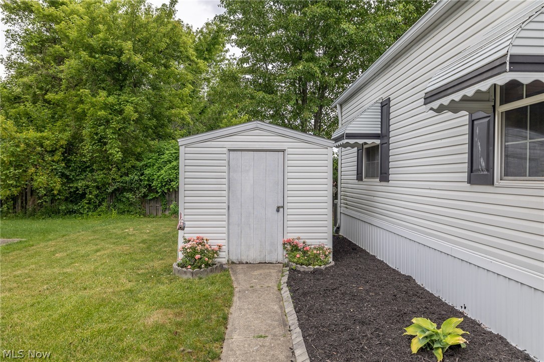 35157 Center Ridge Road, Unit 99 North Ridgeville, OH 44039 - Photo 6 of 30