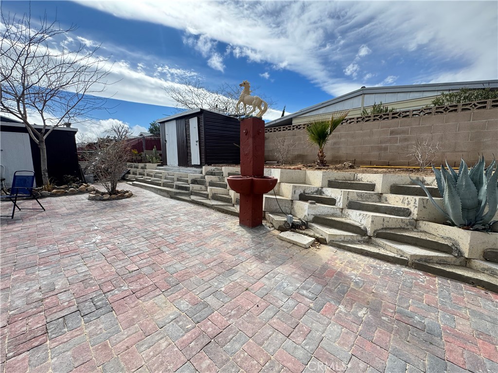 13870 Rodeo Drive Victorville, CA 92395 - Photo 11 of 22 a view of outdoor space