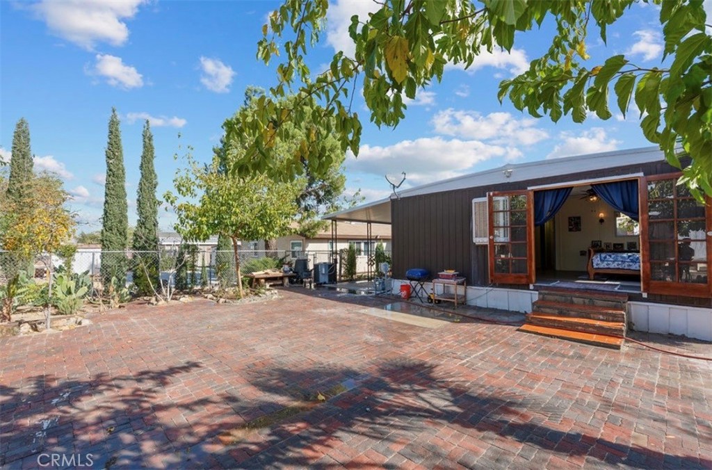 13870 Rodeo Drive Victorville, CA 92395 - Photo 20 of 22