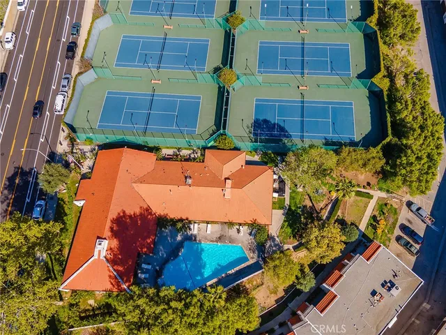 $769,967 | 9531 Vía Ricardo, Sun Valley, CA 91504