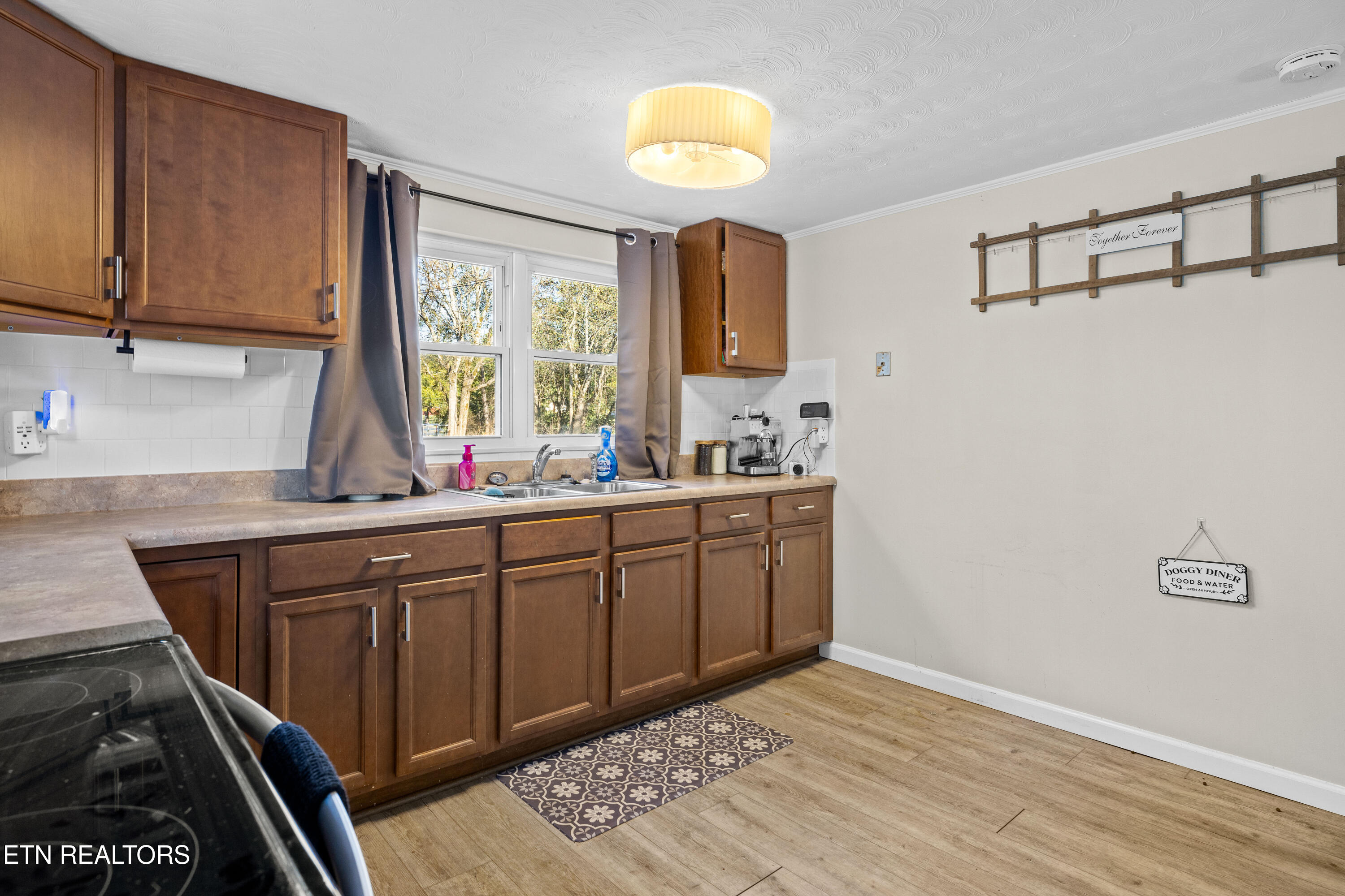 8722 Mascot Road Knoxville, TN 37924 - Photo 24 of 39 8722MascotRd-36