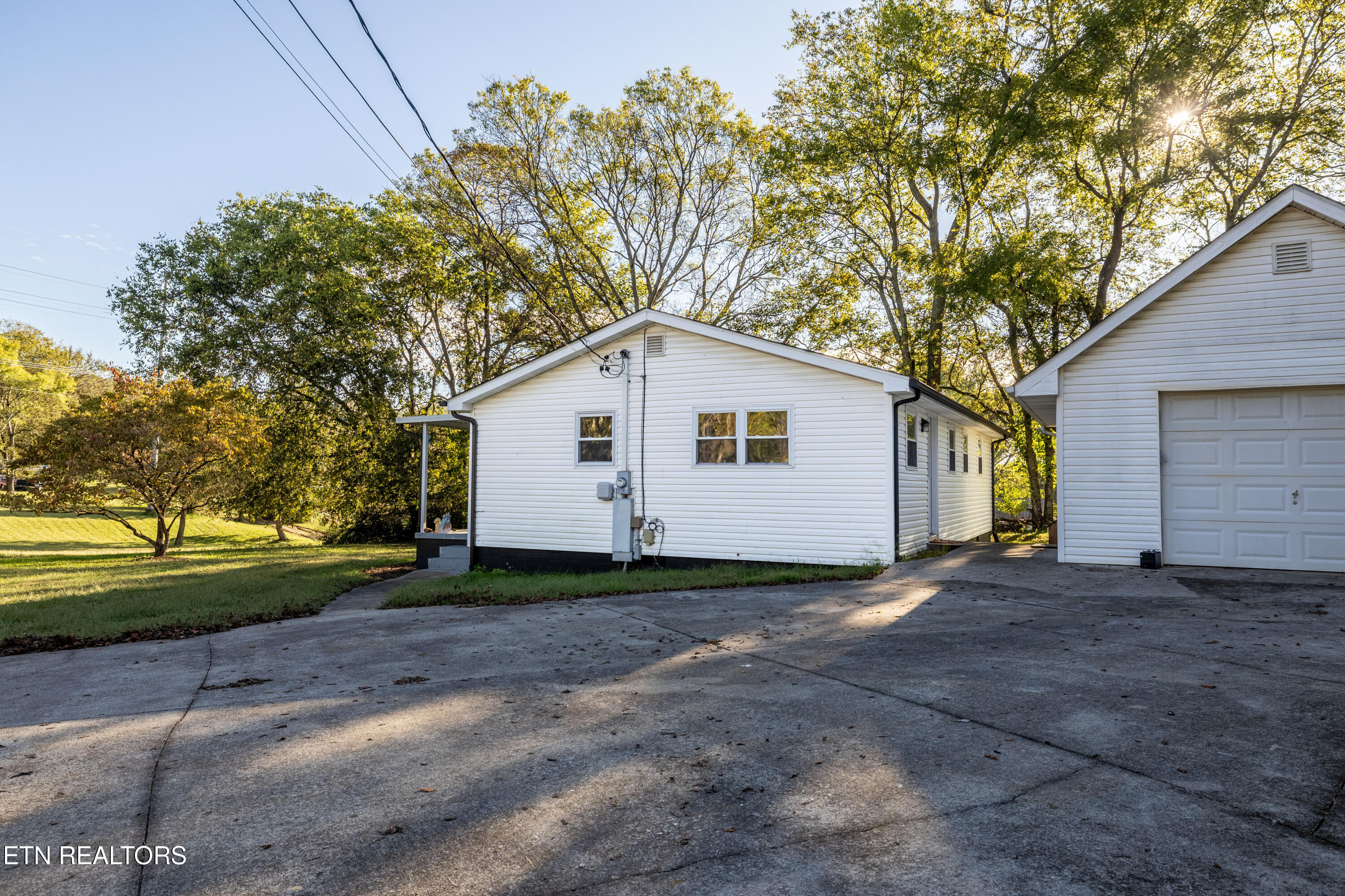 8722 Mascot Road Knoxville, TN 37924 - Photo 10 of 39 8722MascotRd-1