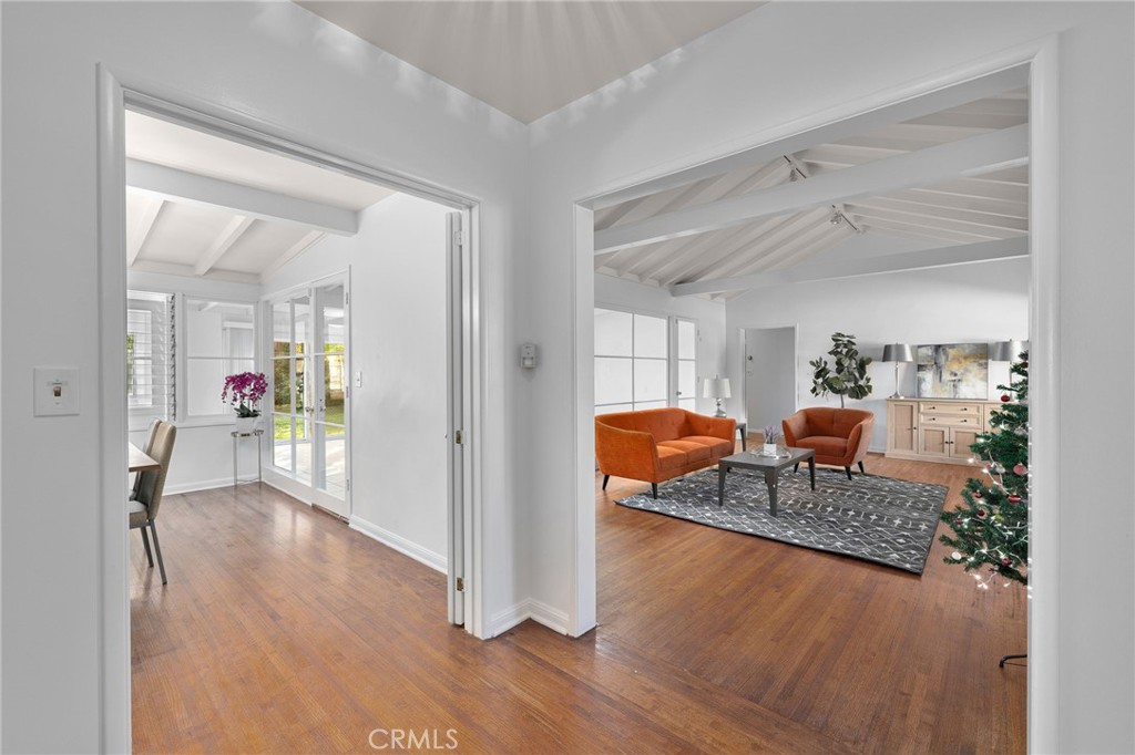 2976 Lombardy Road Pasadena, CA 91107 - Photo 9 of 57