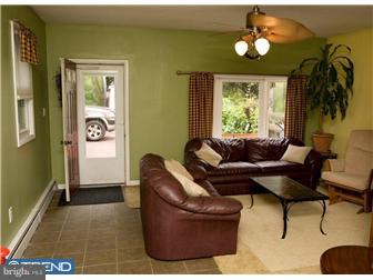93 Seitz Road Collegeville, PA 19426 - Photo 3 of 12 Great Room