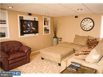 93 Seitz Road Collegeville, PA 19426 - Photo 8 of 12 Family Room