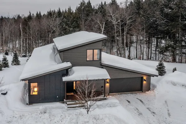 $2,295,000 | 30 Natures Way, Unit 8, Stowe, VT 05672