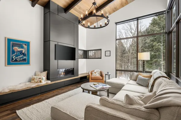 $2,295,000 | 30 Natures Way, Unit 8, Stowe, VT 05672