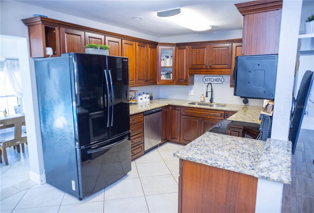 489 Fox Run Trail Apollo Beach, FL 33572 - Photo 5 of 24