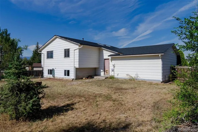 $2,200 | 7875 Chimney Terrace, Colorado Springs, CO 80920