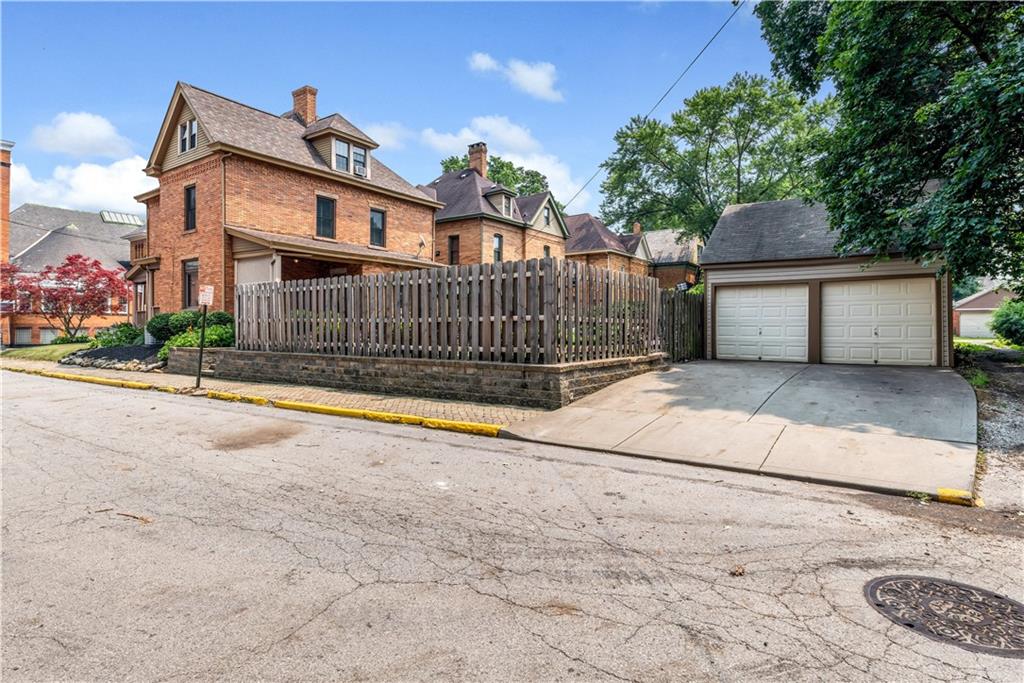 369 Iroquois Place Beaver, PA 15009 - Photo 23 of 25