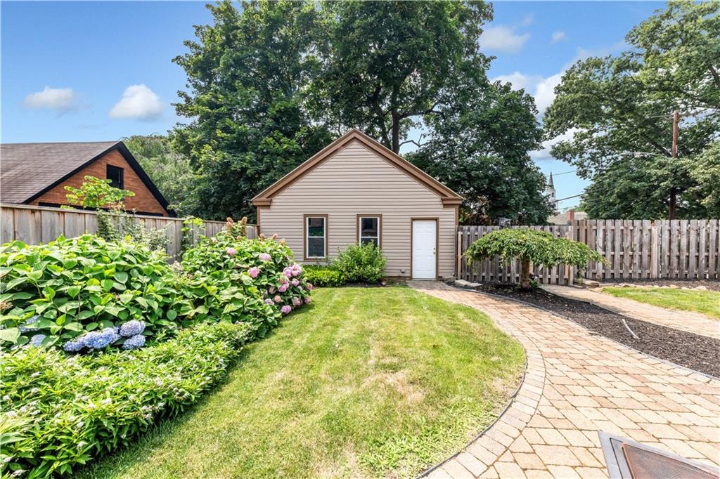 369 Iroquois Place Beaver, PA 15009 - Photo 24 of 25