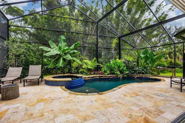 $719,900 | 6725 Virginia Crossing, University Park, FL 34201