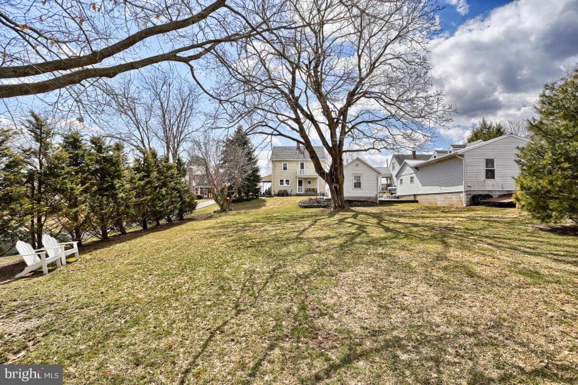409 East Lexington Road Lititz, PA 17543 - Photo 10 of 42