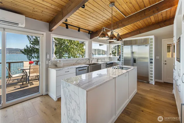 $2,137,500 | 162 Sea Ranch Road, Lopez Island, WA 98261