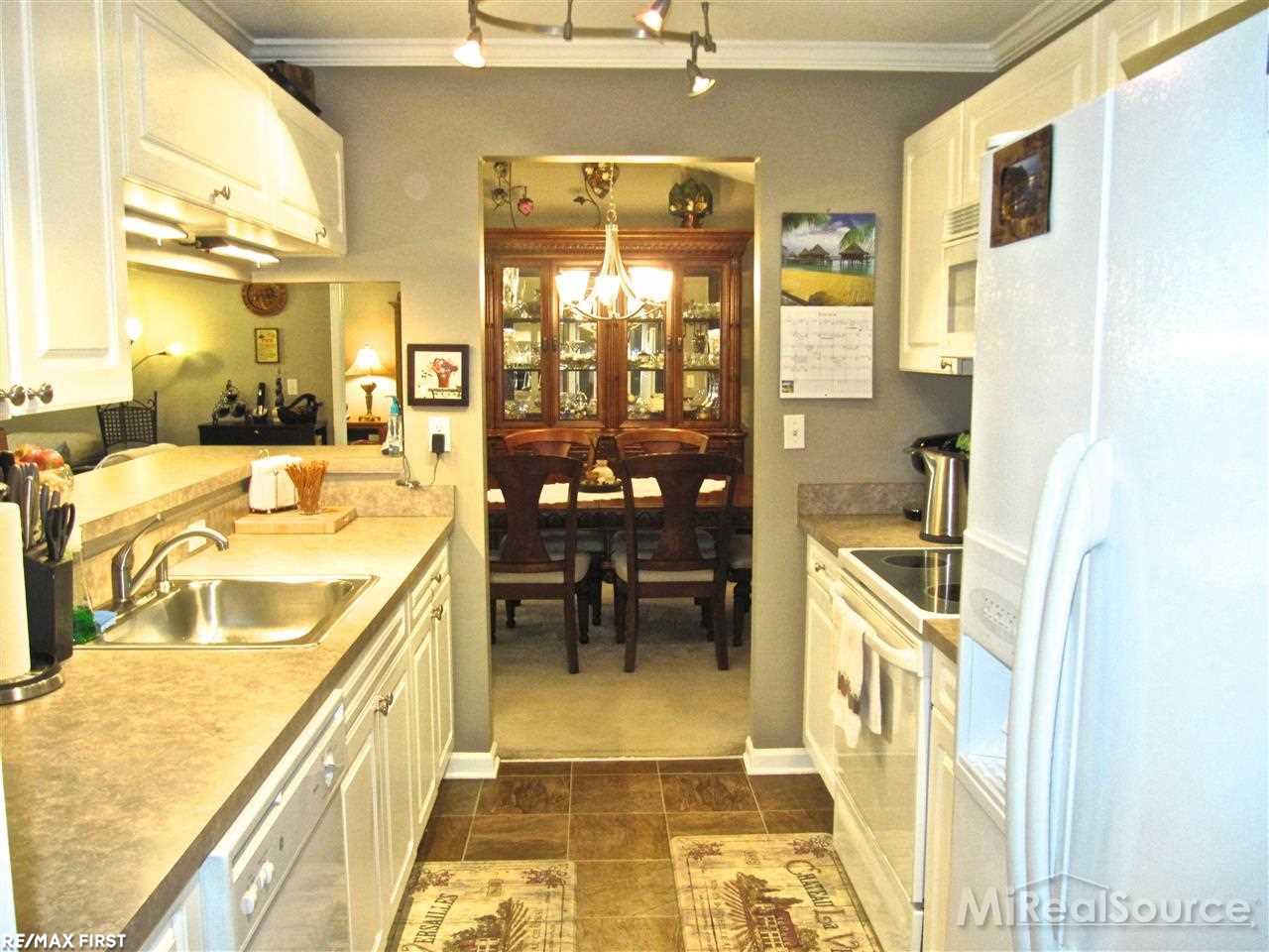 3408 Tremonte Circle Rochester, MI 48306 - Photo 16 of 27
