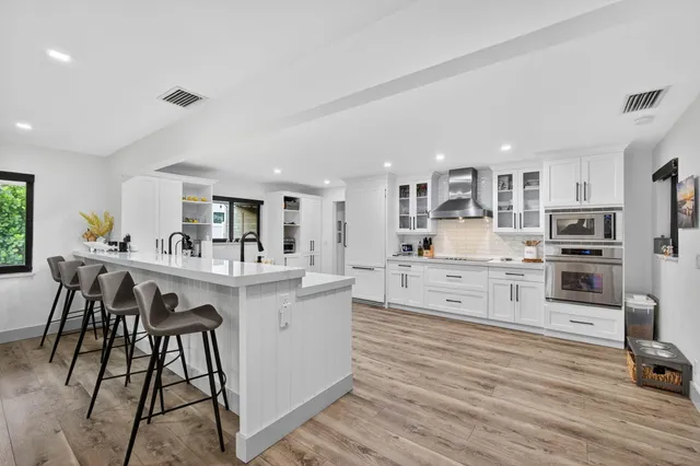 $13,500 | 12 Leeward Circle, Tequesta, FL 33469