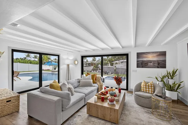 $13,500 | 12 Leeward Circle, Tequesta, FL 33469