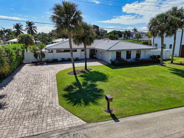 $13,500 | 12 Leeward Circle, Tequesta, FL 33469