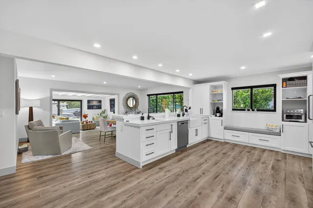 $13,500 | 12 Leeward Circle, Tequesta, FL 33469