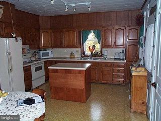 1282 Reading Road Stevens, PA 17578 - Photo 3 of 9 Gallery Image 3