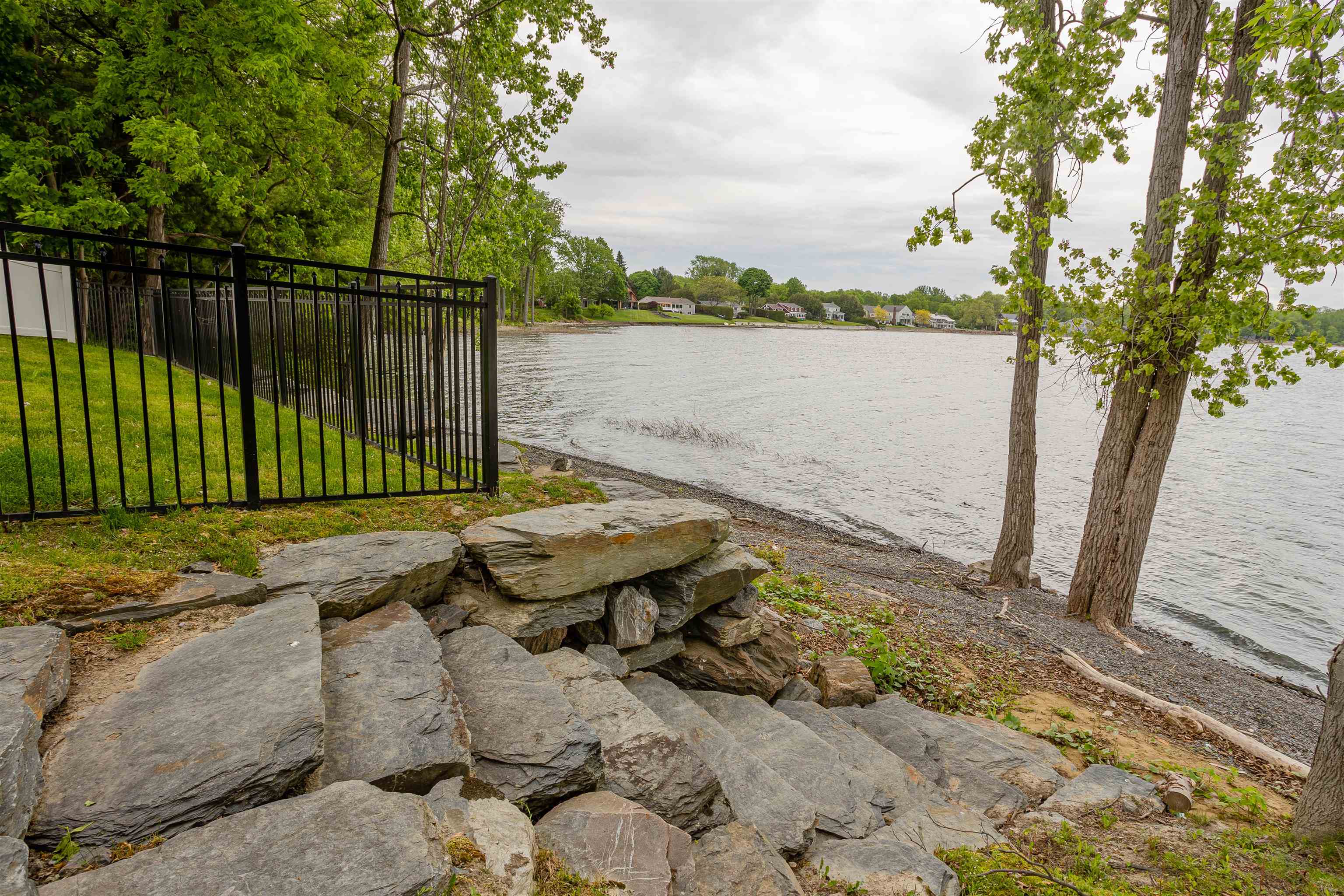 451 Appletree Point Road Burlington, VT 05408 - Photo 27 of 38