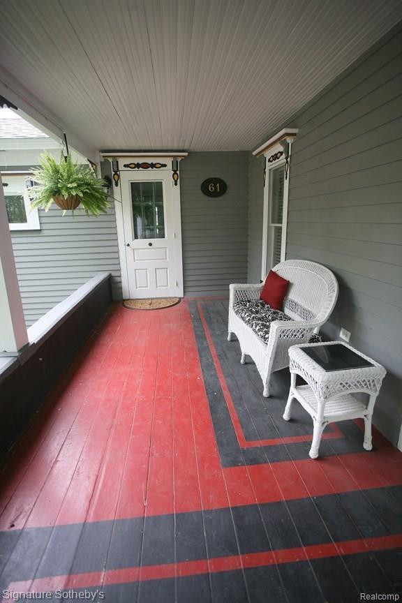 Front Entry.jpg