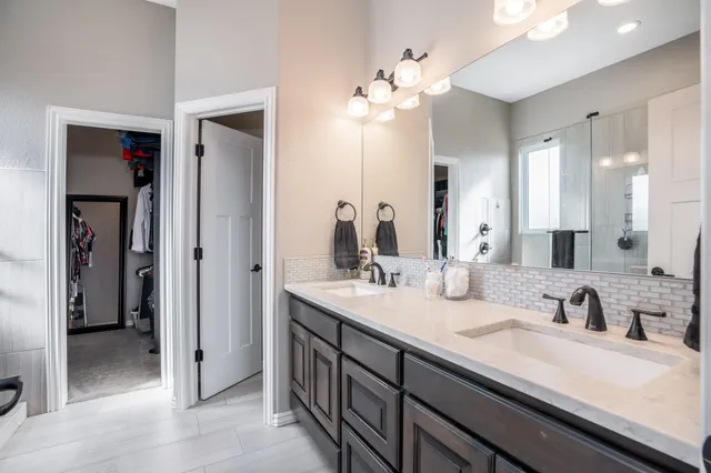 $425,000 | 2500 Debra Drive, El Dorado, KS 67042