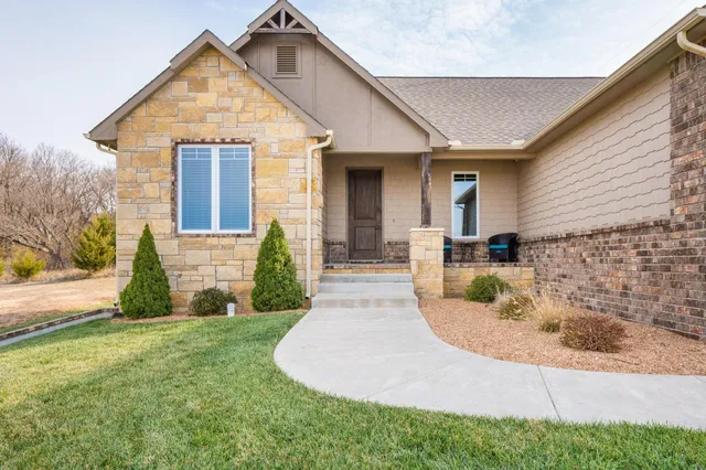 $425,000 | 2500 Debra Drive, El Dorado, KS 67042