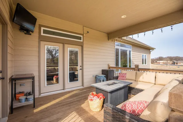 $425,000 | 2500 Debra Drive, El Dorado, KS 67042