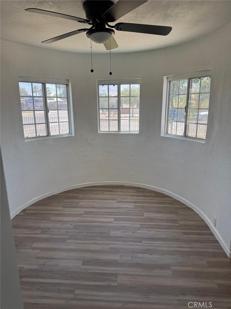 1204 Wensley Avenue El Centro, CA 92243 - Photo 4 of 24