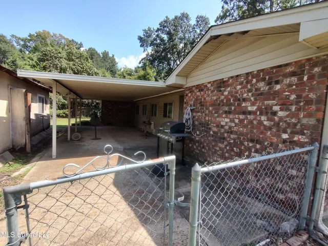 $100,000 | 203 Lynwood Drive, Ferriday, LA 71334