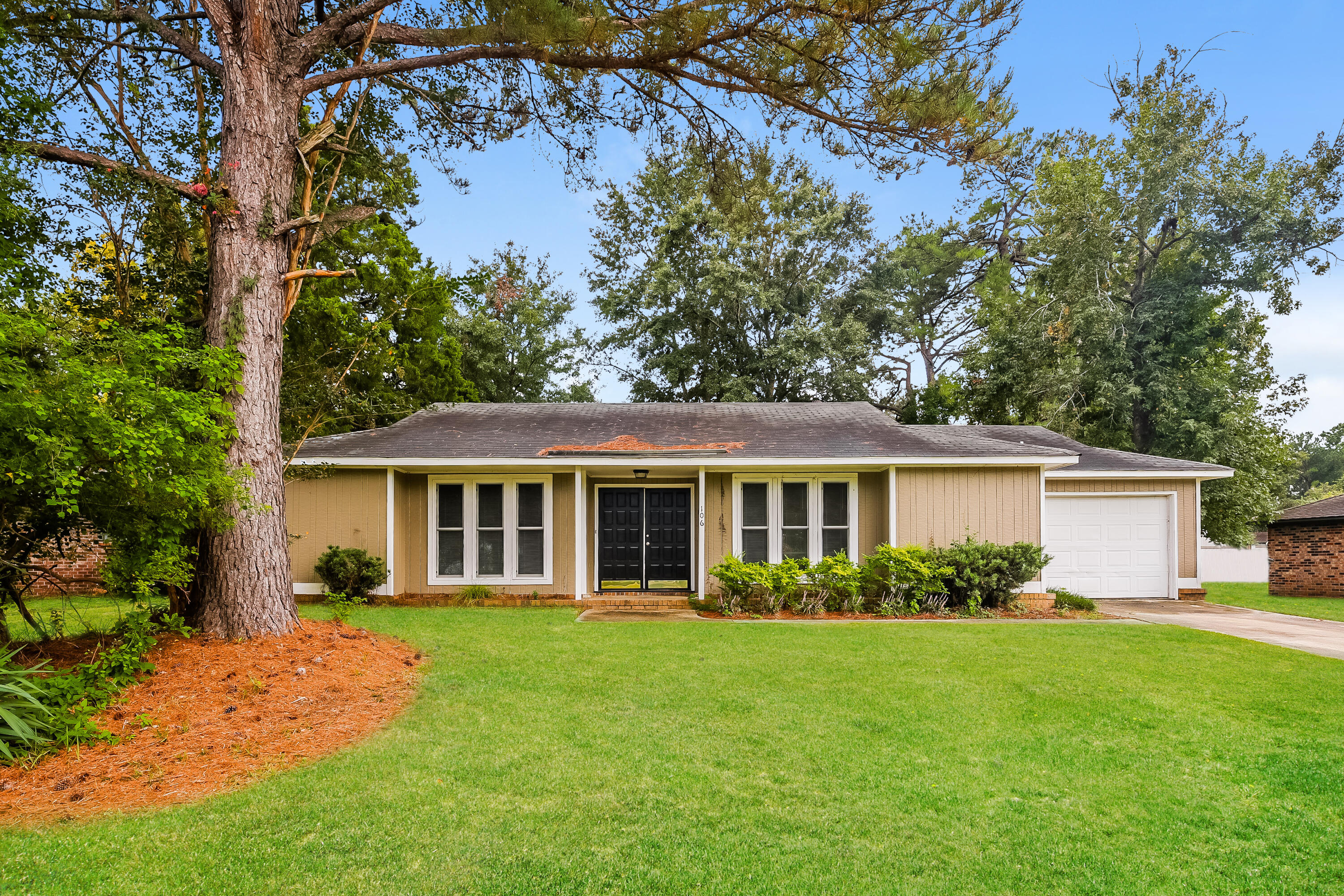 106 Wheeler Road Summerville, SC 29486 - Photo 1 of 15 000-photo-front-view-14008606