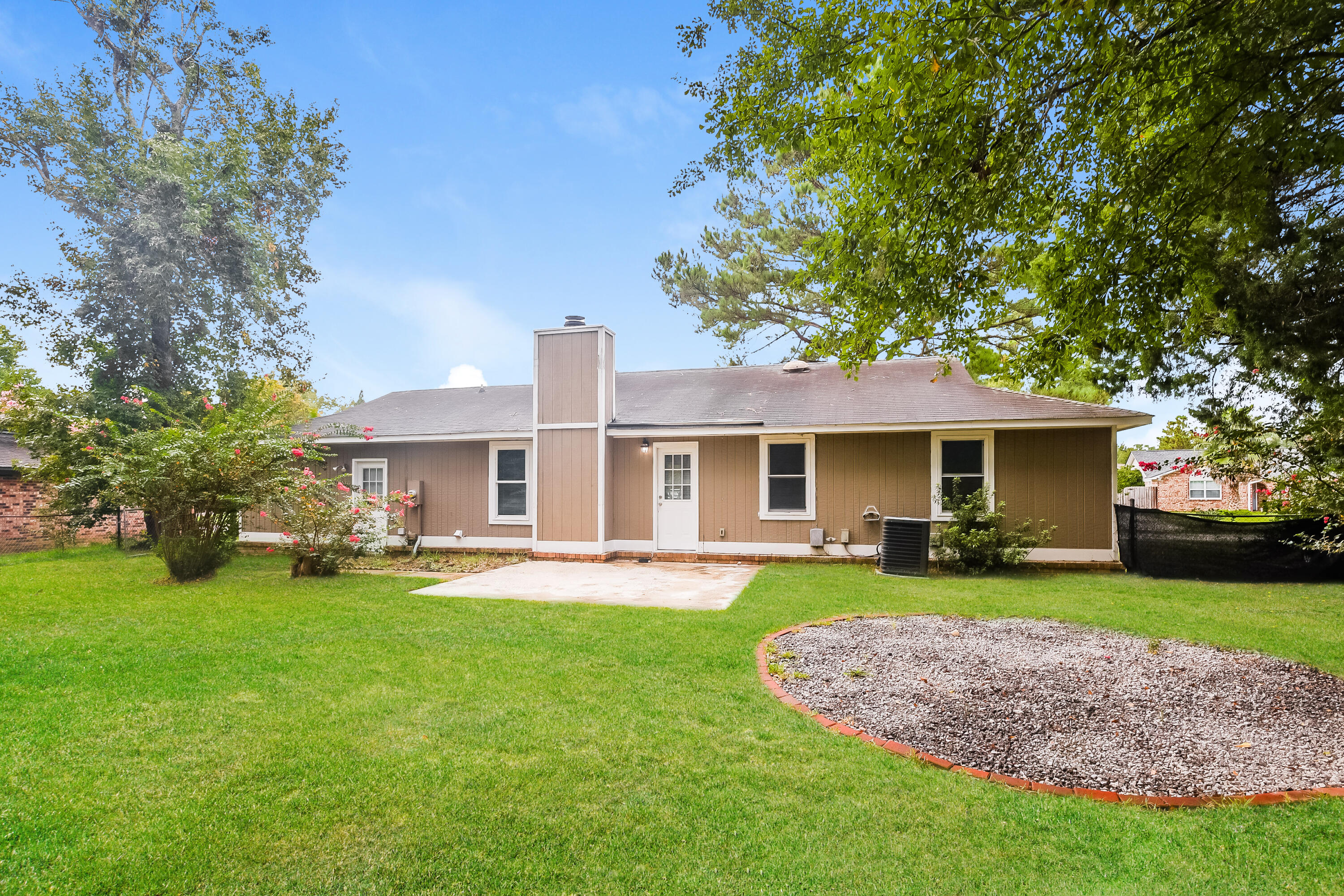 106 Wheeler Road Summerville, SC 29486 - Photo 15 of 15 014-photo-rear-view-14008202