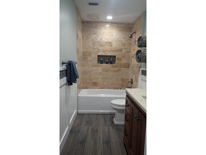 5841 Cypress Road Plantation, FL 33317 - Photo 24 of 30 Bathroom
