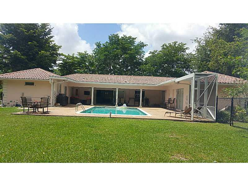 5841 Cypress Road Plantation, FL 33317 - Photo 28 of 30 Exterior Front
