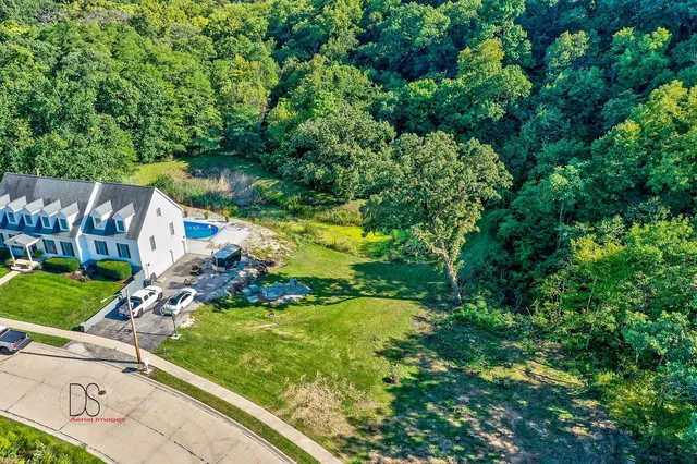 $45,500 | 411 Deer Timber Lane, Ottawa, IL 61350