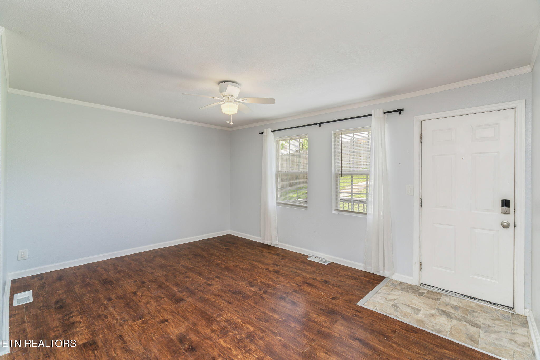 369 Robertsville Road Oak Ridge, TN 37830 - Photo 16 of 38 14-web-or-mls-369 Robertsville Road-16