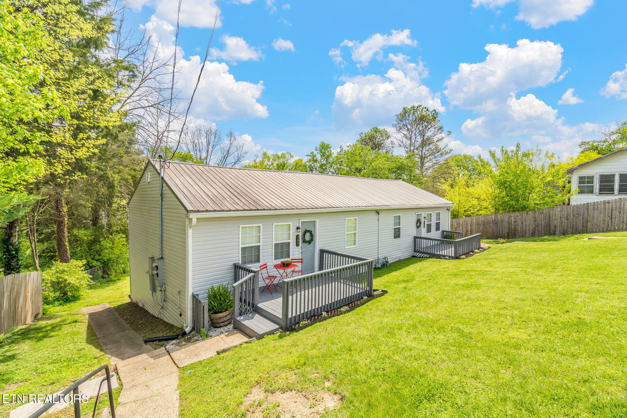 369 Robertsville Road Oak Ridge, TN 37830 - Photo 25 of 38 367 exterior front