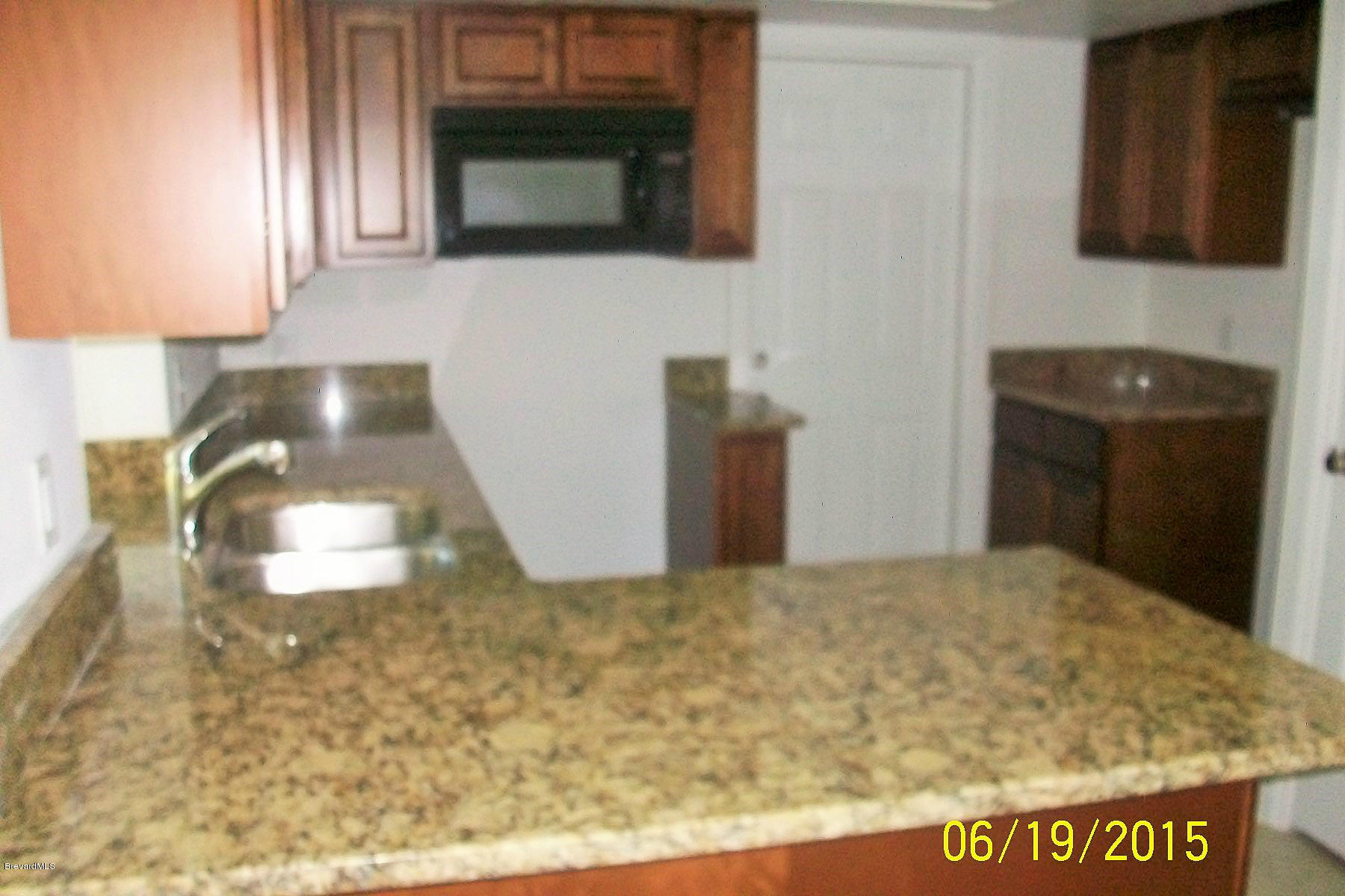 907 Commerce Road Southeast Palm Bay, FL 32909 - Photo 5 of 17 101_0092 (2)