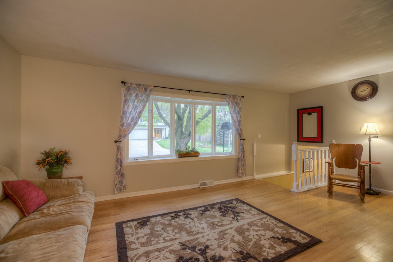24 Virginia Hills Road Council Bluffs, IA 51503 - Photo 7 of 17 Gallery Image 7