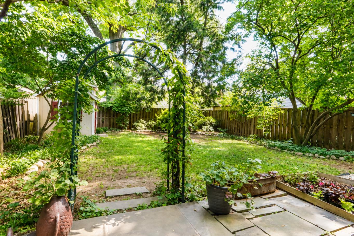 15 East Walnut Street Alexandria, VA 22301 - Photo 63 of 77 Rosemont awaits!