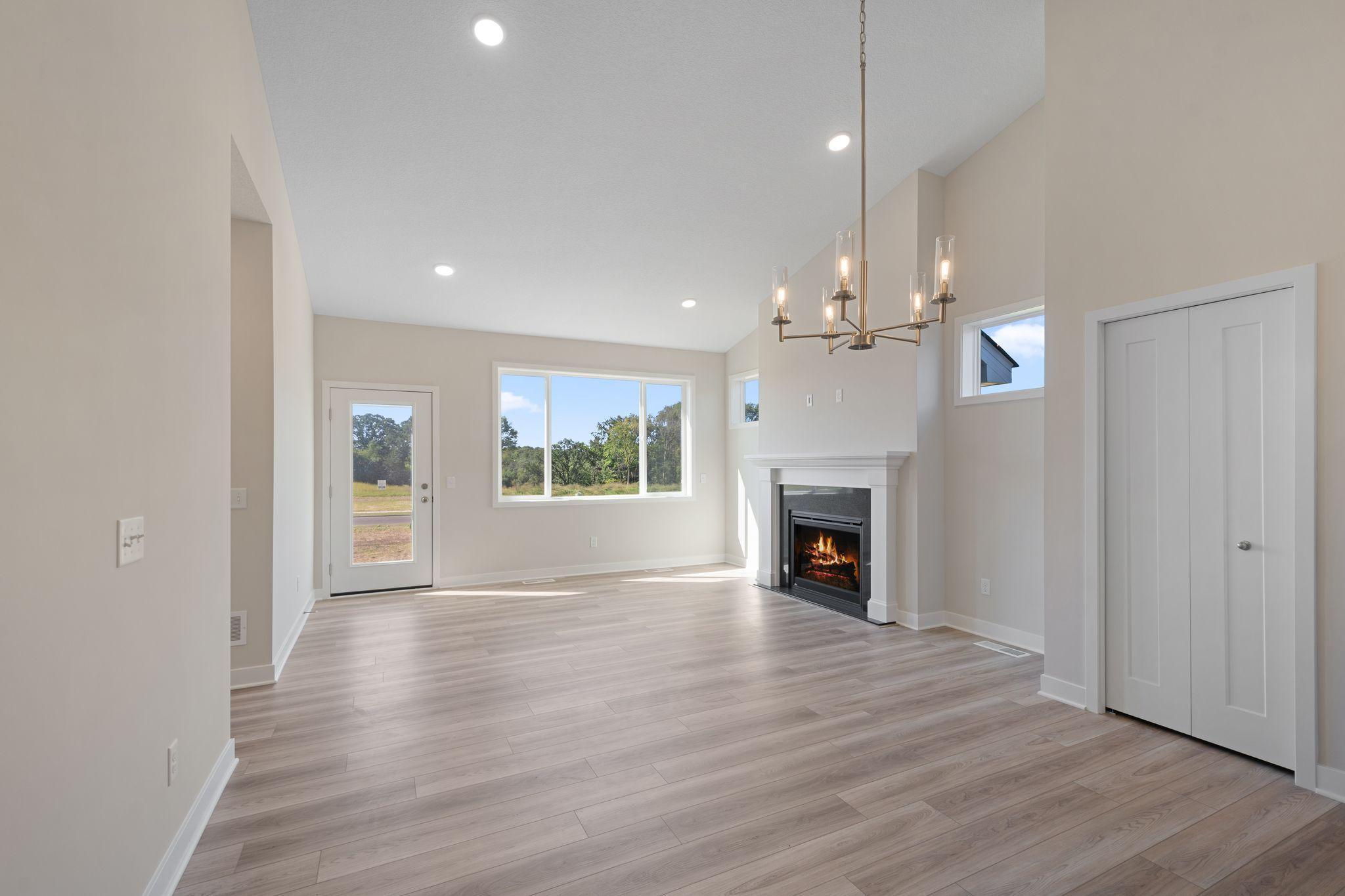 2120 Ridgepointe Drive Hastings, MN 55033 - Photo 6 of 17