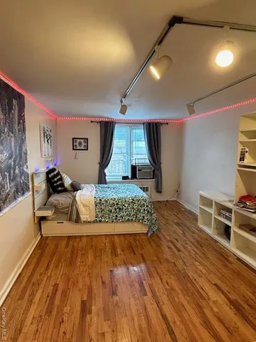 $1,950 | 75-10 Yellowstone Boulevard, Unit 4E | Rego Park