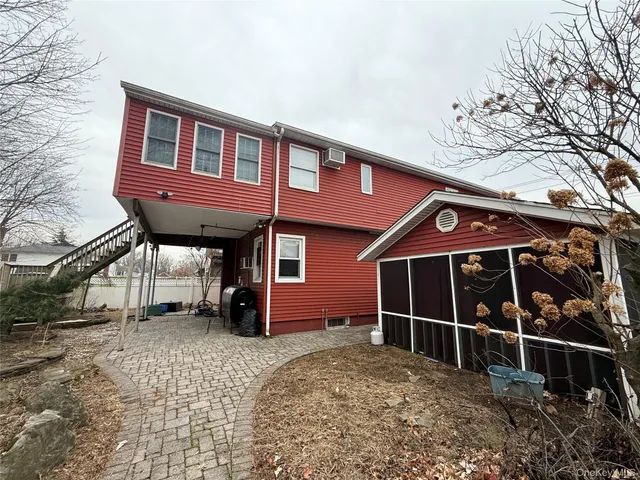 $799,900 | 2331 Neptune Avenue, Seaford, NY 11783