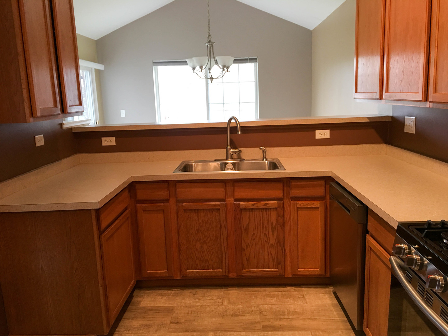7511 Claridge Drive, Unit F Bridgeview, IL 60455 - Photo 10 of 19